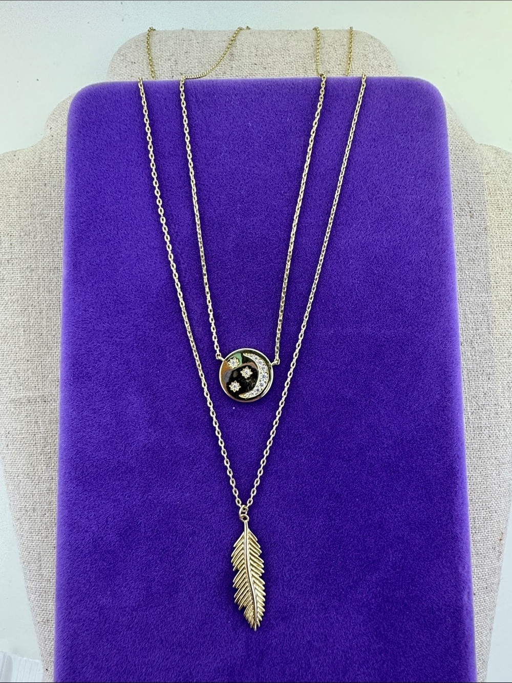💛 Classic Gold-Plated Double Layer Necklace w/ Crescent Star & Feather Pendants